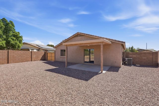 7504 S SUNRISE Way, Buckeye, AZ 85326