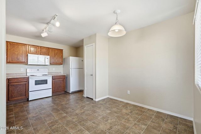 7504 S SUNRISE Way, Buckeye, AZ 85326