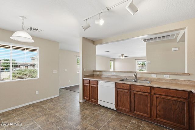 7504 S SUNRISE Way, Buckeye, AZ 85326