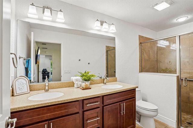 4994 GOLDEN EAGLE DRIVE, Oxford, FL 34484