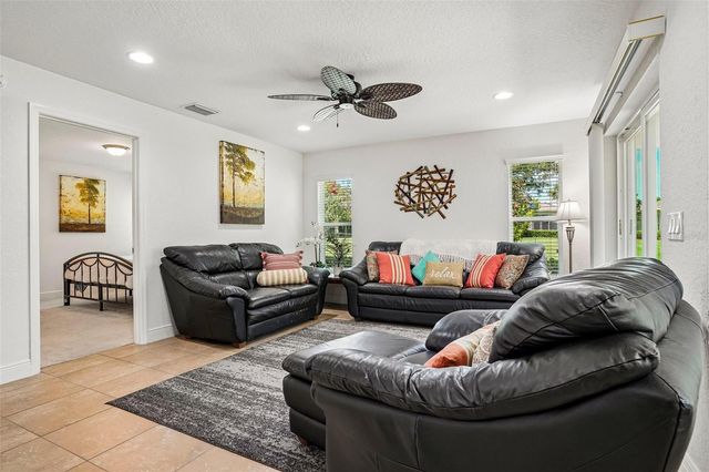 4994 GOLDEN EAGLE DRIVE, Oxford, FL 34484