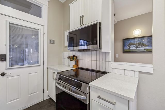 1503 Pleasant Street 5, Des Moines, IA 50314