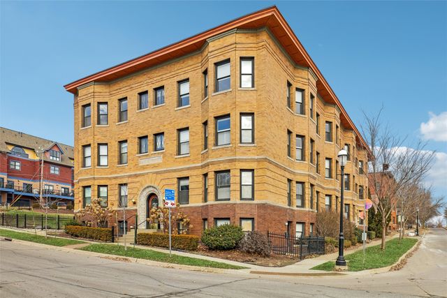 1503 Pleasant Street 5, Des Moines, IA 50314