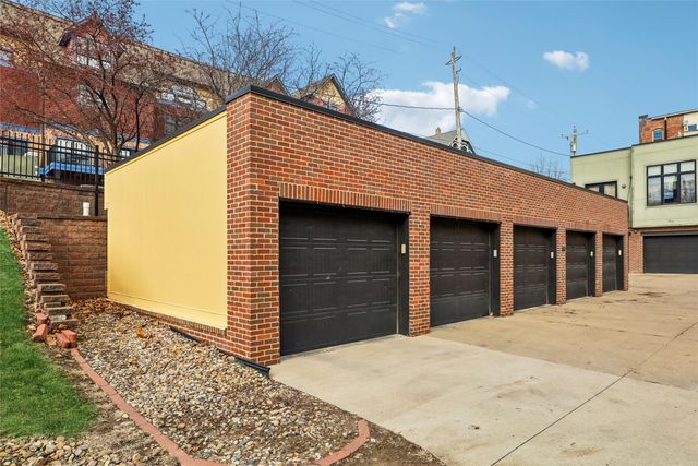 1503 Pleasant Street 5, Des Moines, IA 50314