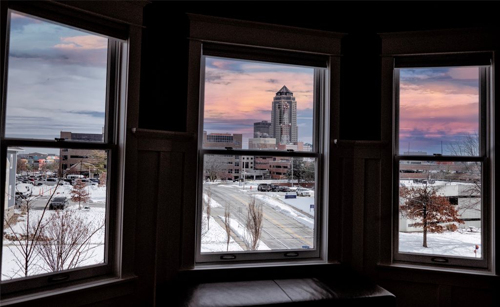 1503 Pleasant Street 5, Des Moines, IA 50314