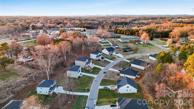 211 Macon Drive, Statesville, NC 28625