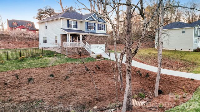 211 Macon Drive, Statesville, NC 28625