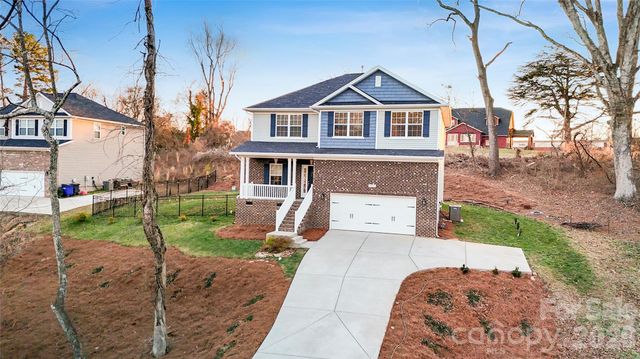 211 Macon Drive, Statesville, NC 28625
