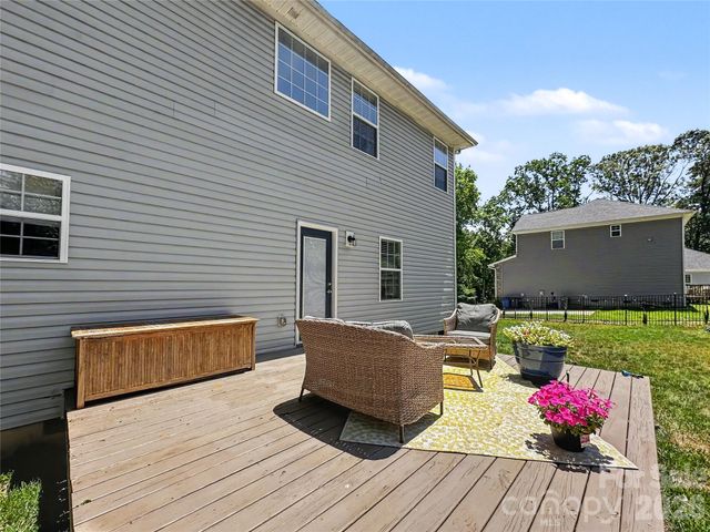 211 Macon Drive, Statesville, NC 28625