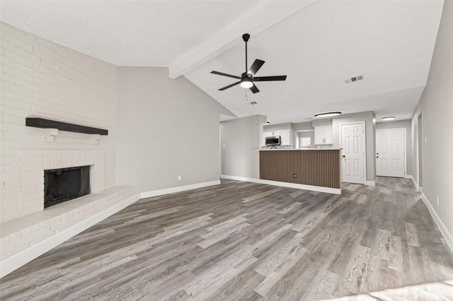 6407 Bazel Brook Drive, Houston, TX 77489