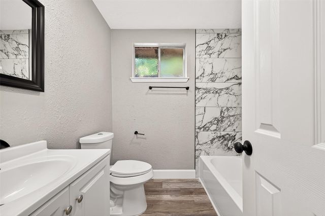 6407 Bazel Brook Drive, Houston, TX 77489