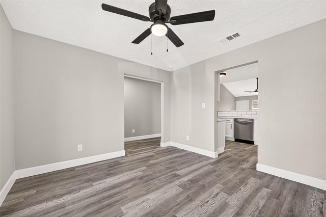 6407 Bazel Brook Drive, Houston, TX 77489