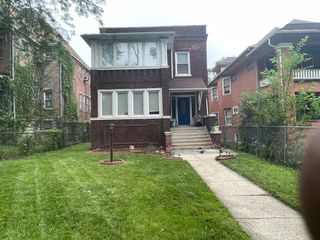 5460 W Ferdinand Street, Chicago, IL 60644