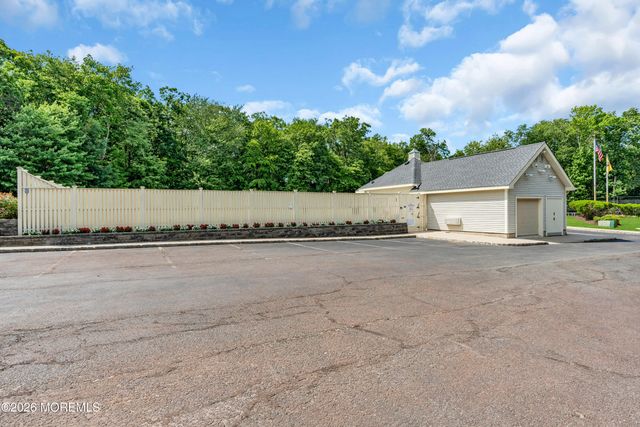 354 Sequoia Court, Howell, NJ 07731