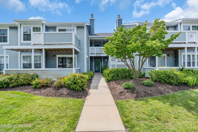 354 Sequoia Court, Howell, NJ 07731