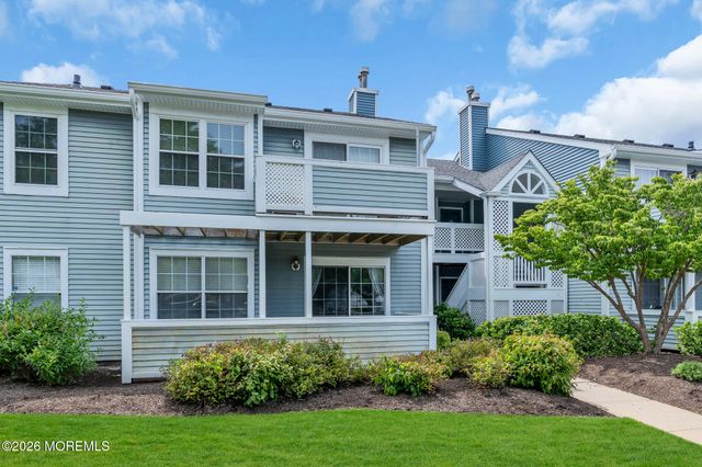 354 Sequoia Court, Howell, NJ 07731