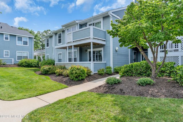 354 Sequoia Court, Howell, NJ 07731