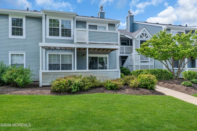 354 Sequoia Court, Howell, NJ 07731