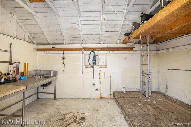 8060 Brockway Road, Melvin, MI 48454