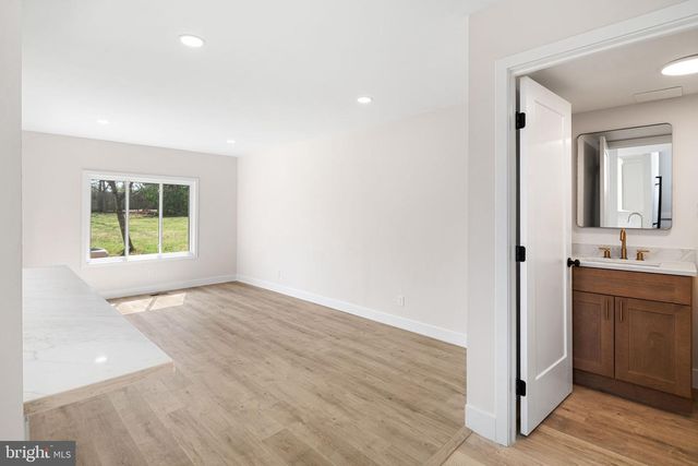 323 WINDING WAY, King Of Prussia, PA 19406