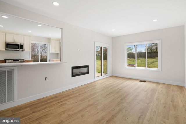 323 WINDING WAY, King Of Prussia, PA 19406