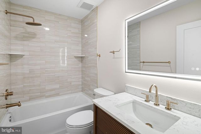 323 WINDING WAY, King Of Prussia, PA 19406