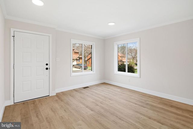 323 WINDING WAY, King Of Prussia, PA 19406