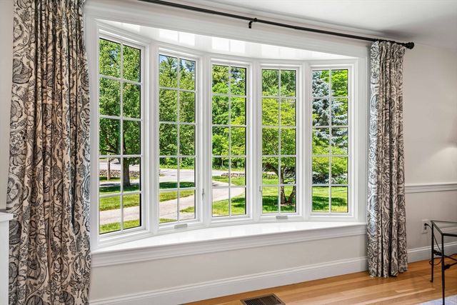 1 Burnham Rd, Wenham, MA 01984