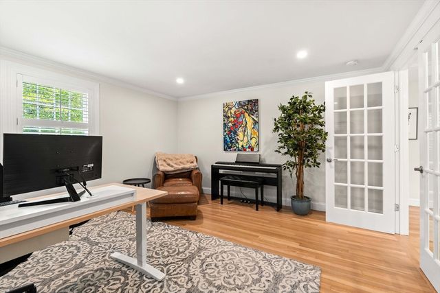 1 Burnham Rd, Wenham, MA 01984