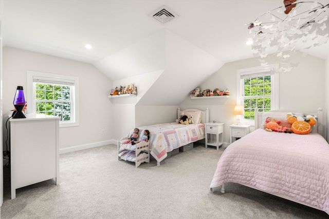 1 Burnham Rd, Wenham, MA 01984