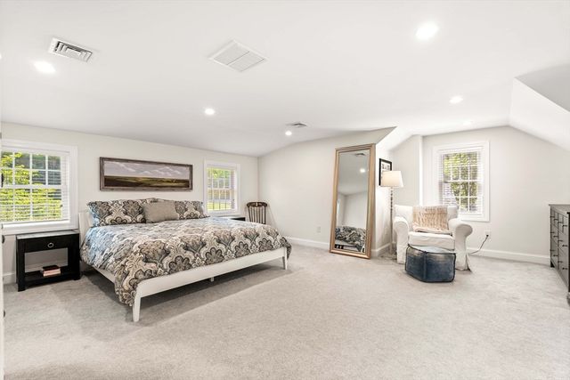 1 Burnham Rd, Wenham, MA 01984