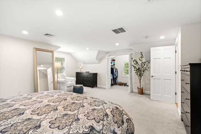 1 Burnham Rd, Wenham, MA 01984