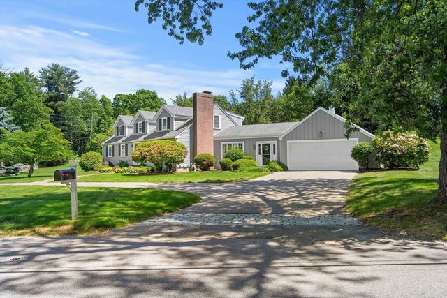 1 Burnham Rd, Wenham, MA 01984