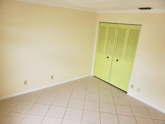 4345 Lucerne Villas Lane, Lake Worth, FL 33467