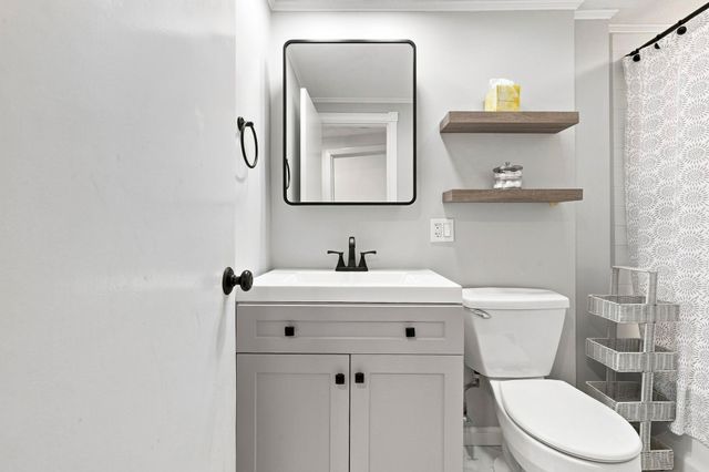 80 Renwick Rd B, Wakefield, MA 01880