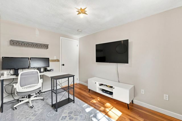 80 Renwick Rd B, Wakefield, MA 01880
