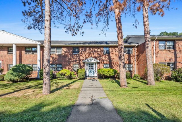 80 Renwick Rd B, Wakefield, MA 01880