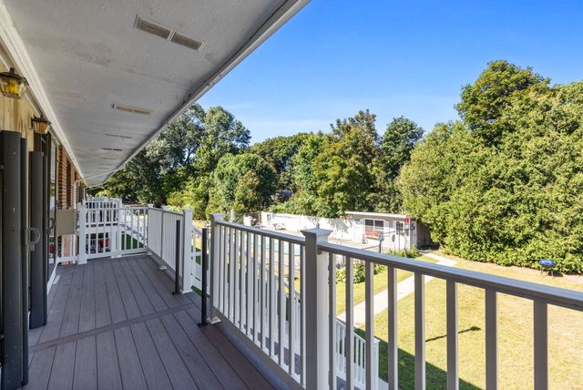 80 Renwick Rd B, Wakefield, MA 01880