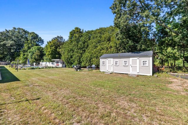 80 Renwick Rd B, Wakefield, MA 01880