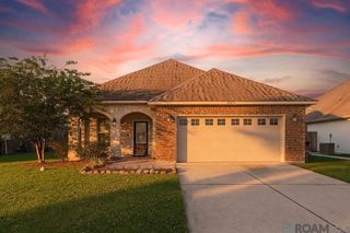 38305 Cotton Creek Ave, Prairieville, LA 70769