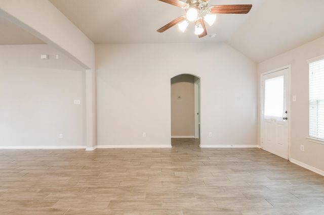 2233 Garden Square Path, Spring, TX 77386