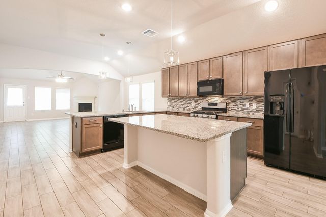 2233 Garden Square Path, Spring, TX 77386