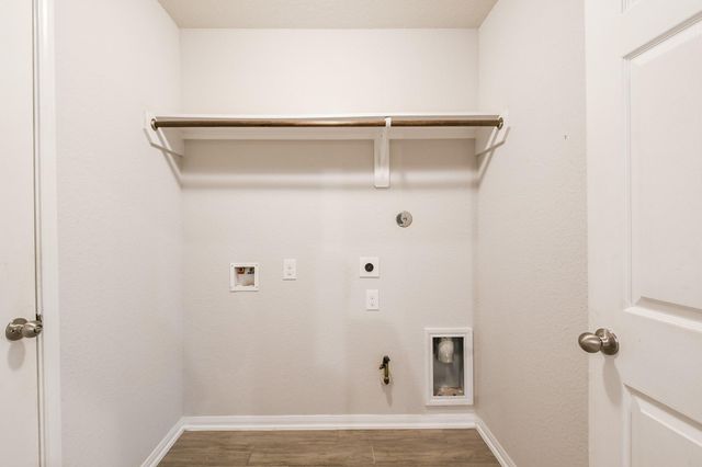 2233 Garden Square Path, Spring, TX 77386