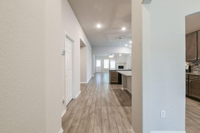 2233 Garden Square Path, Spring, TX 77386