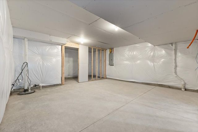 1204 NW 27th Street, Ankeny, IA 50023