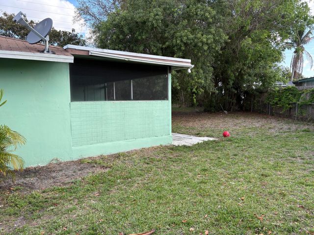 5954 BAHAMA Court, West Palm Beach, FL 33407