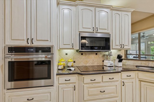 3505 Foot Hills Drive, Weatherford, TX 76087