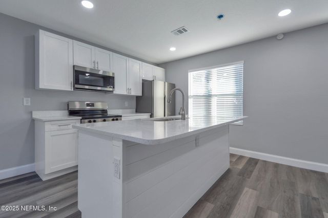 1759 PLANTERS Road, Jacksonville, FL 32207