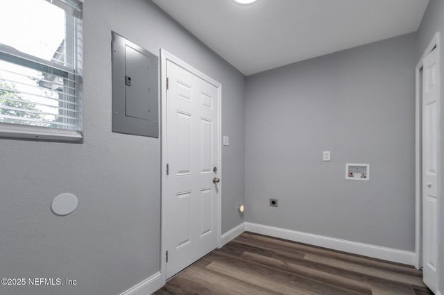 1759 PLANTERS Road, Jacksonville, FL 32207