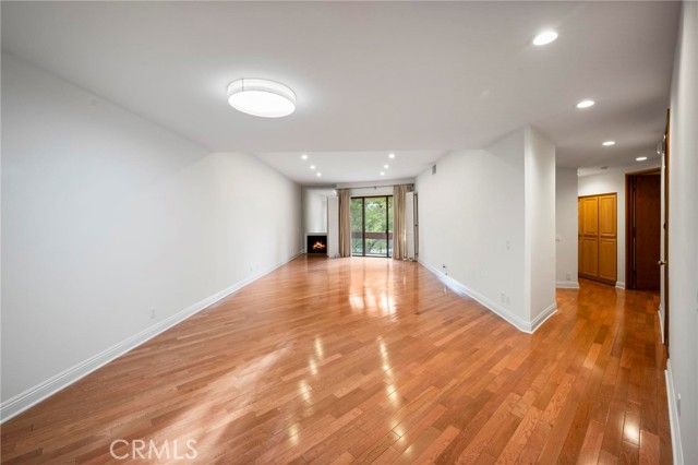 750 S Bundy 108, Los Angeles, CA 90049